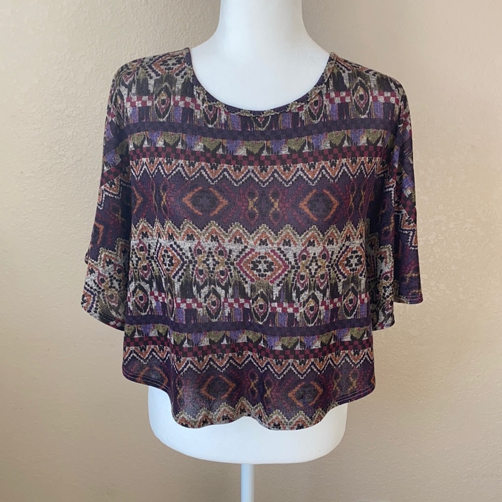 Multicolor Crop/Poncho Style Top Size M